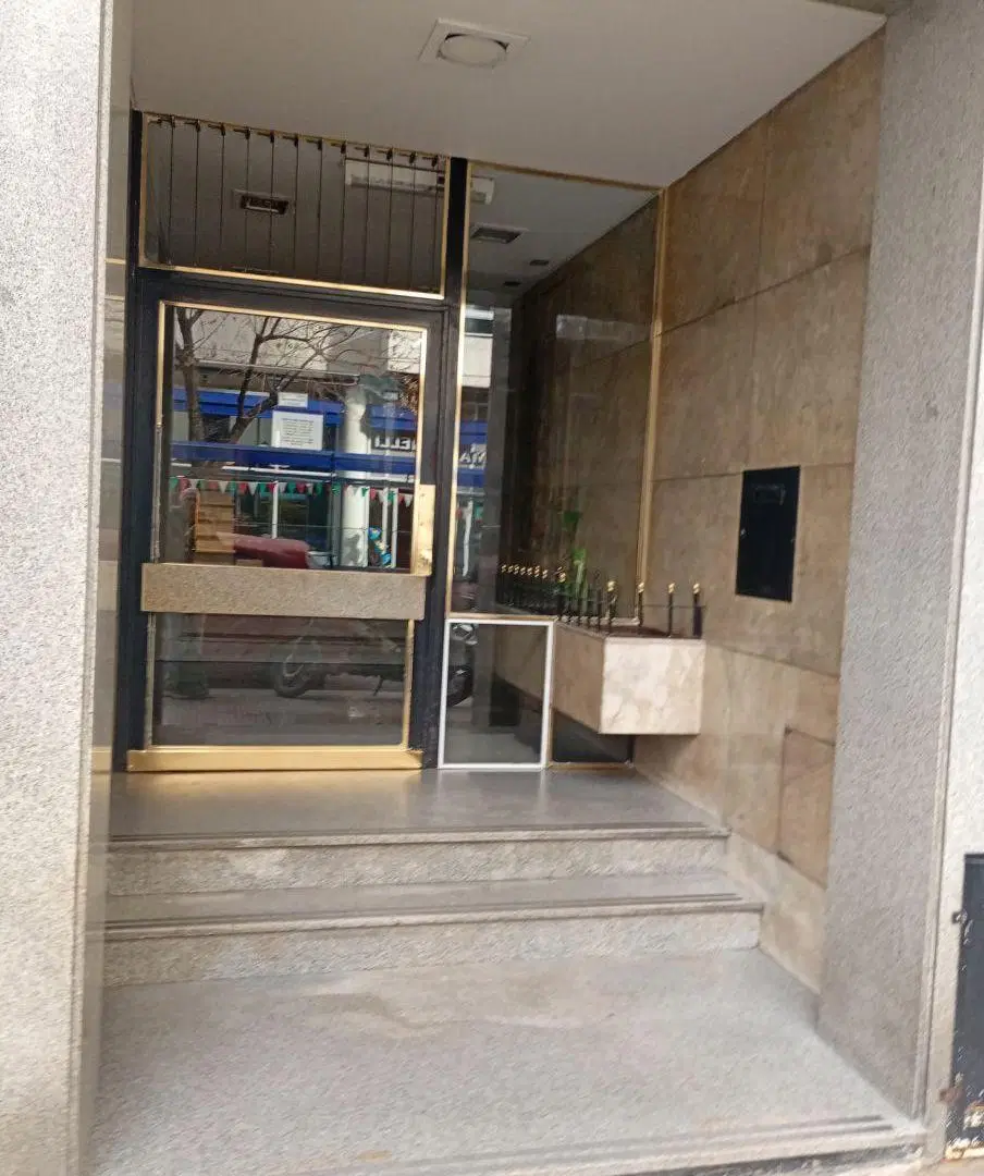 Riglos y j b alberdi al frente balcon 4 ambientes amplios cocina con alq recibo de sueldo 5