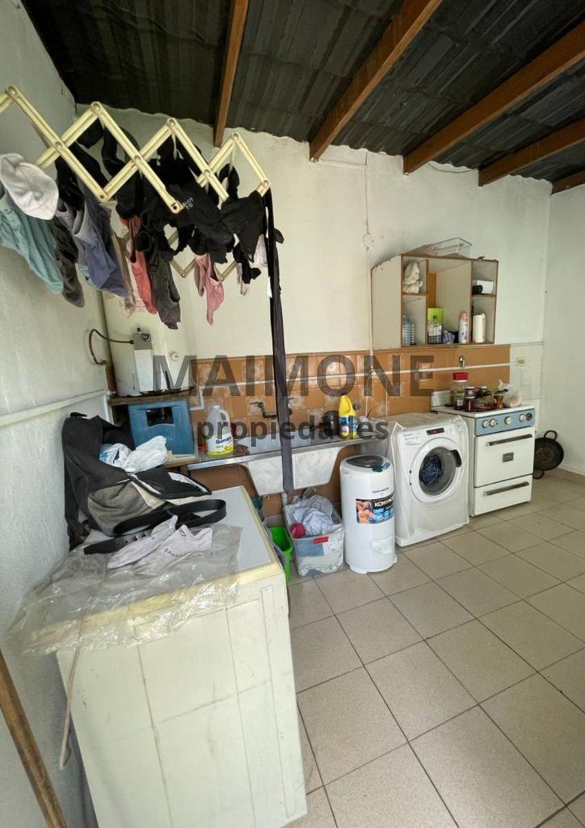 Foto de CASA 3 AMPLIOS AMBIENTES CON GARAGE PASANTE Y GRAN FONDO EN SAN JUSTO, imagen 4