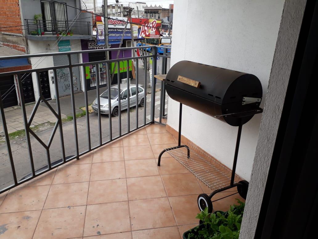 EXCELENTE DEPARTAMENTO 3 AMB. 1º PISO AL FRENTE EN R. MEJIA SUR