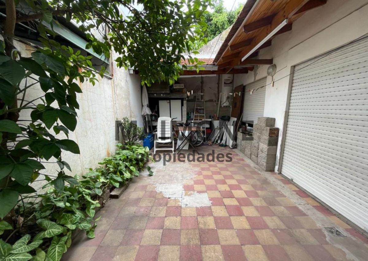 Foto de CASA 4 AMB. CON GARAGE Y PATIO EN PLANTA BAJA, EN L. DEL MIRADOR, imagen 2