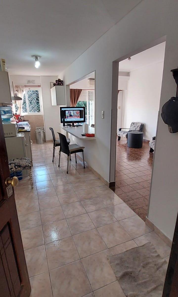 DEPARTAMENTO 3 AMB. AL FRENTE CON 2 COCHERAS - VER FINANCIACION