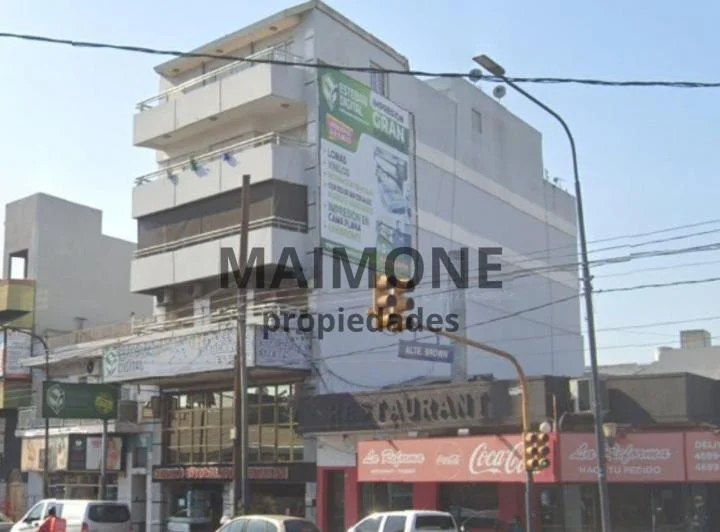 DEPARTAMENTO 3 AMBIENTES EN PRIMER PISO CON BALCON: 1