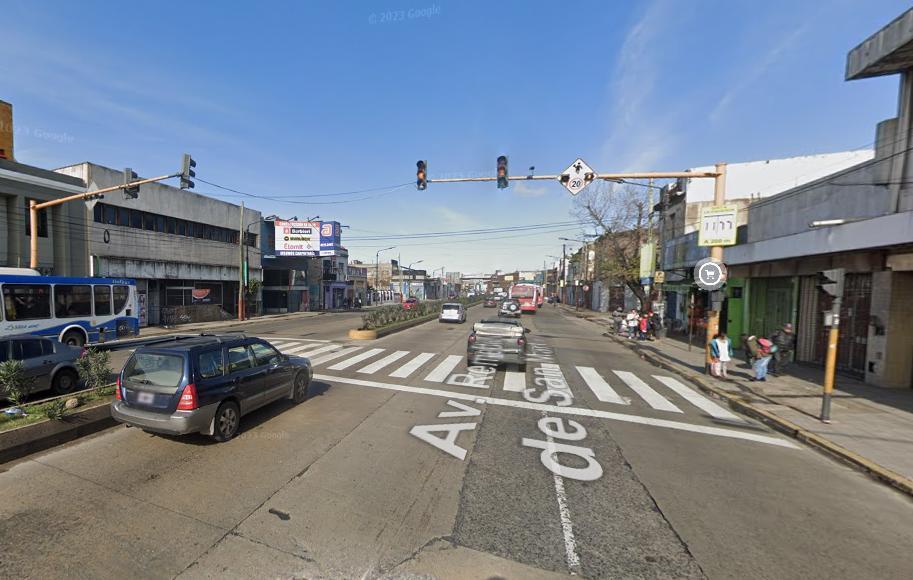 Venta de Edificio en Esquina Ideal Inversor Valentin Alsina 3