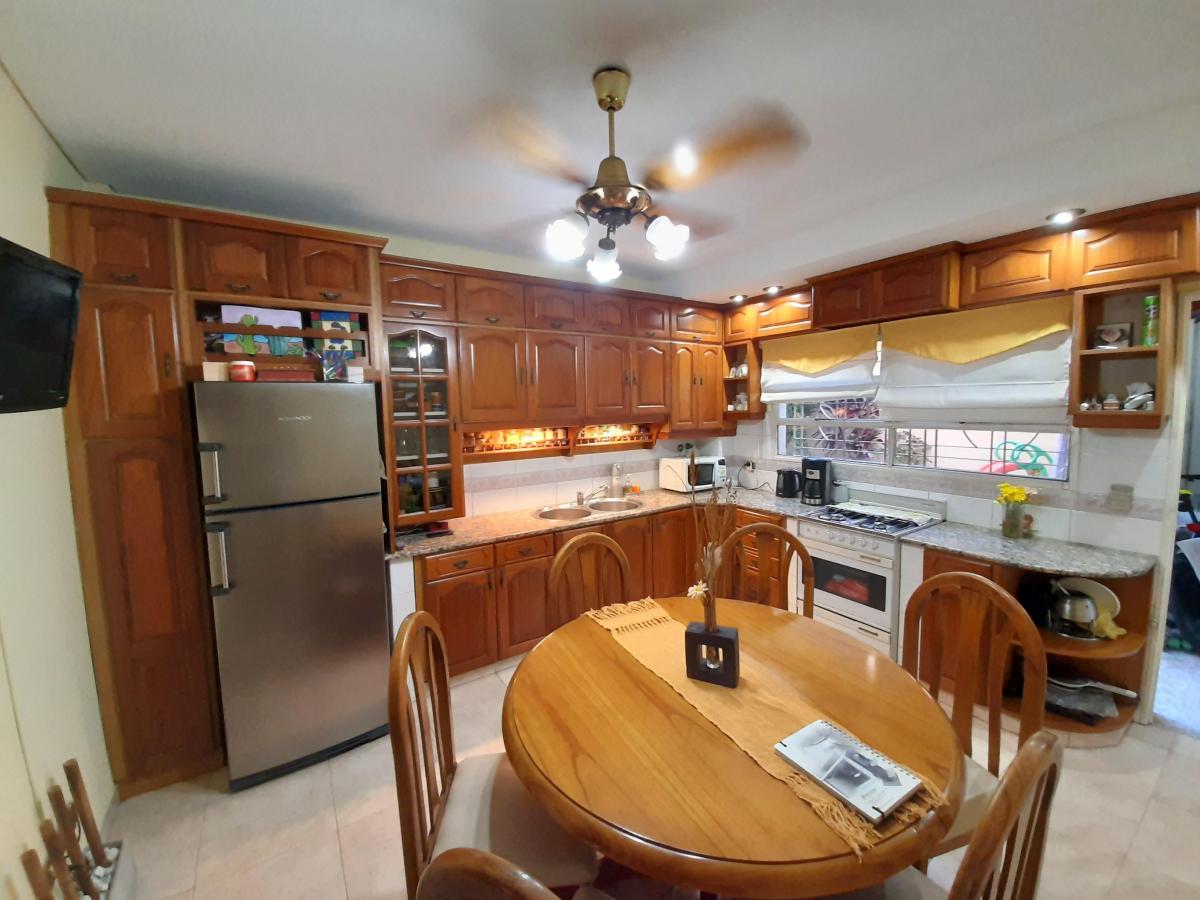 Foto de HERMOSO DEPTO DE 3 AMB EN PLANTA BAJA CON PATIO Y TERRAZA APTO CREDITO!, imagen 3