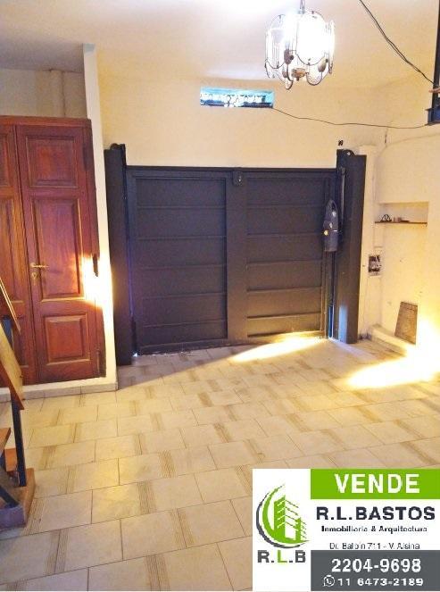 Hermoso Chalet de 4 Amb con Cochera Valentin Alsina 4