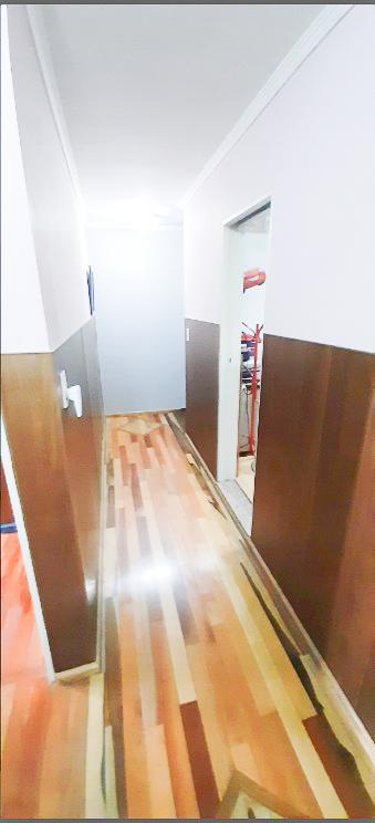 Hermoso Chalet de 6 Amb Amplios en 2 Plantas con Cochera y Amplio Patio. 5