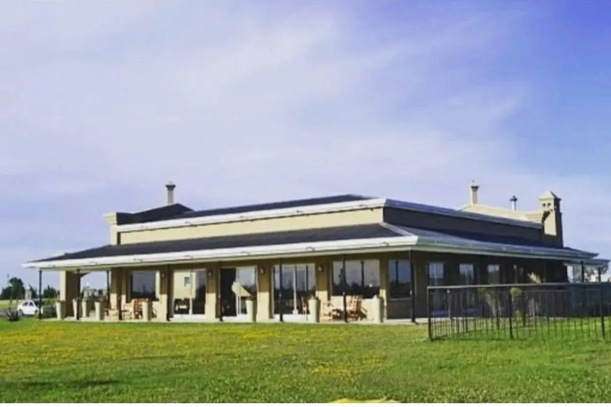 Venta | Importante Lote A La Laguna Lagos De San Eliseo 4