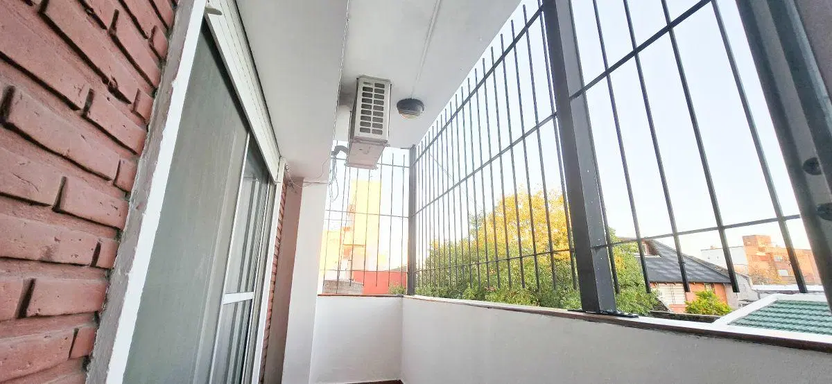 Hermoso 2 Ambientes con Balcón y Aire – Listo para Mudarse” 3