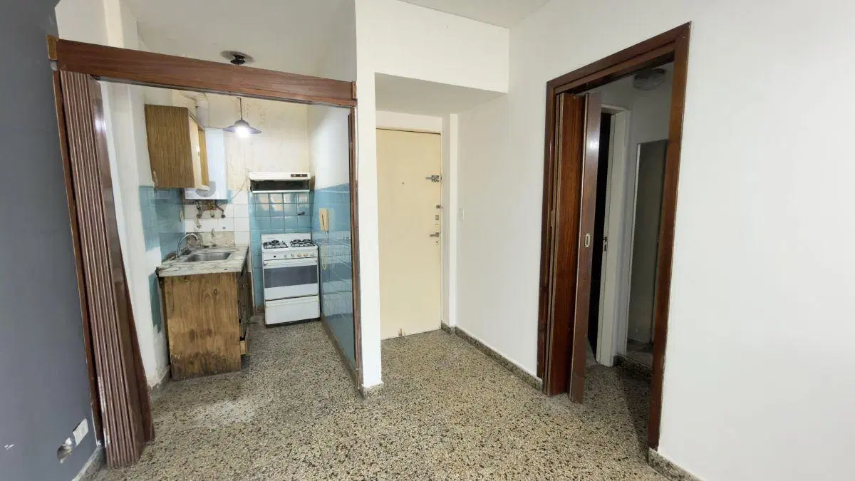 ALQUILER – DEPTO 2 AMBIENTES EN PLANTA BAJA VALENTIN ALSINA 5