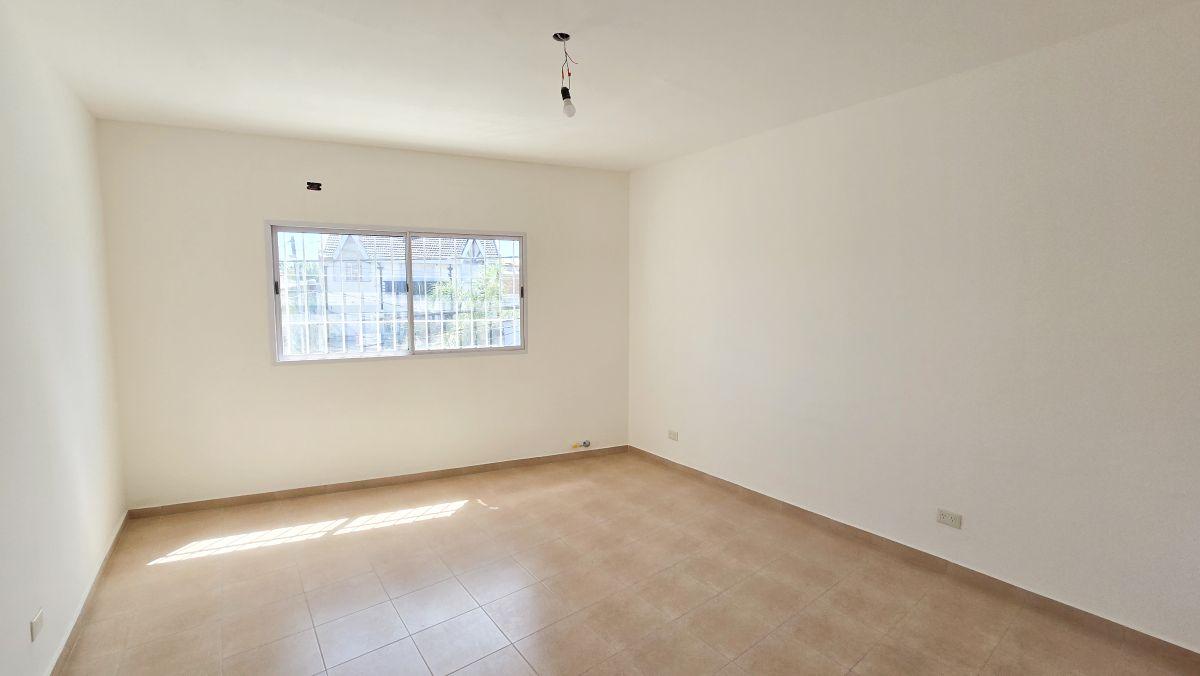 Foto de ALQUILER DE DEPARTAMENTO 3 AMBIENTES CON BALCÓN AL FRENTE Y GRAN, imagen 4