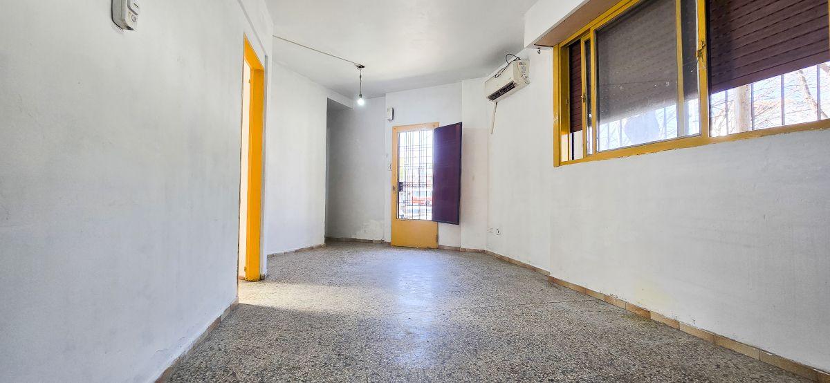 Foto de DEPARTAMENTO 2 AMBIENTES EN PLANTA BAJA CON PATIO – VALENTÍN ALSINA, imagen 5