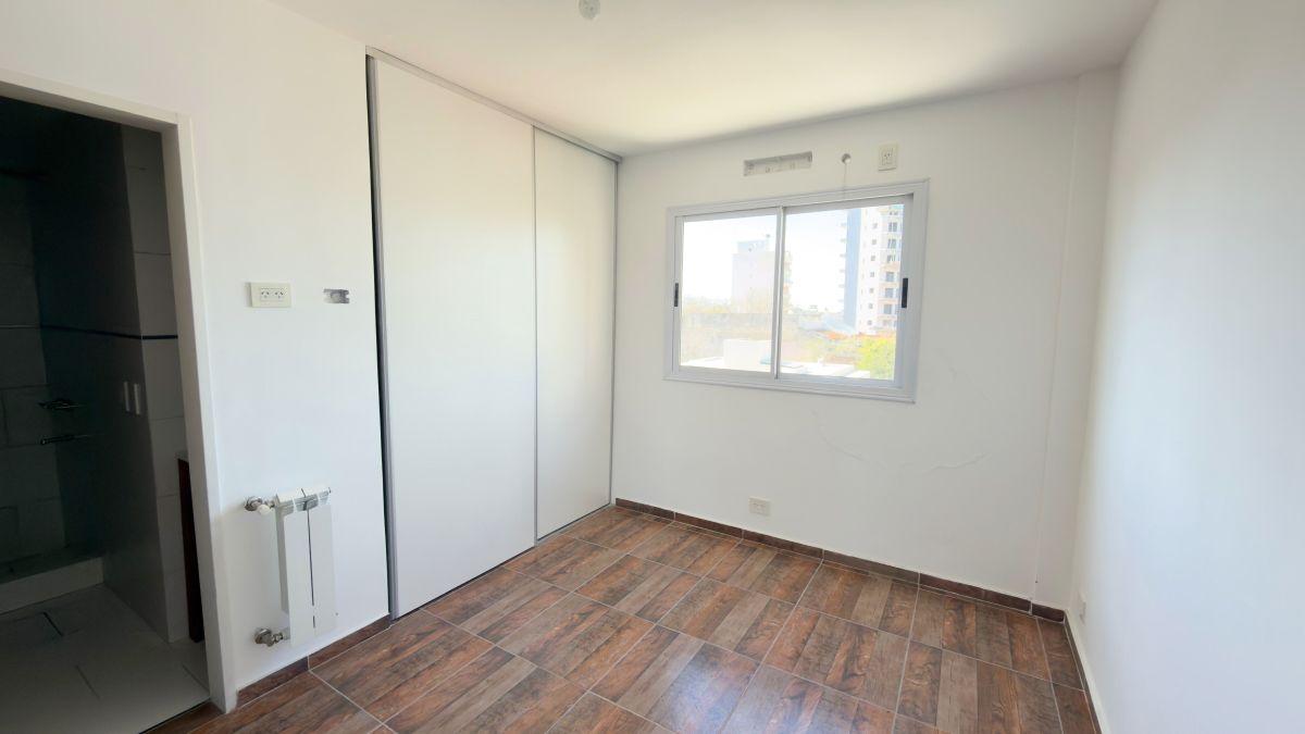 Foto de PISO COMPLETO A ESTRENAR CON GRAN BALCÓN” VALENTIN ALSINA, imagen 5