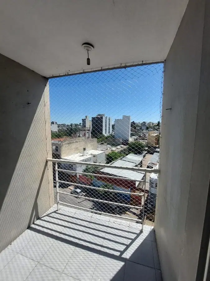 B° SAN MARTÍN - EXCLUSIVO DPTO. DOS DORM. C/ BALCÓN - A MTS PLAZA RAFAEL NUÑEZ!!! 2
