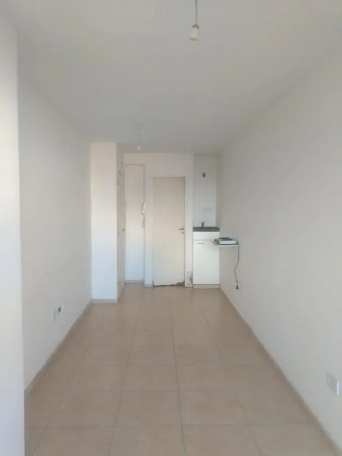 Bº CENTRO: Monoambiente C/ Balcon - Zona Tribunales  - Opcion oficina!! 4