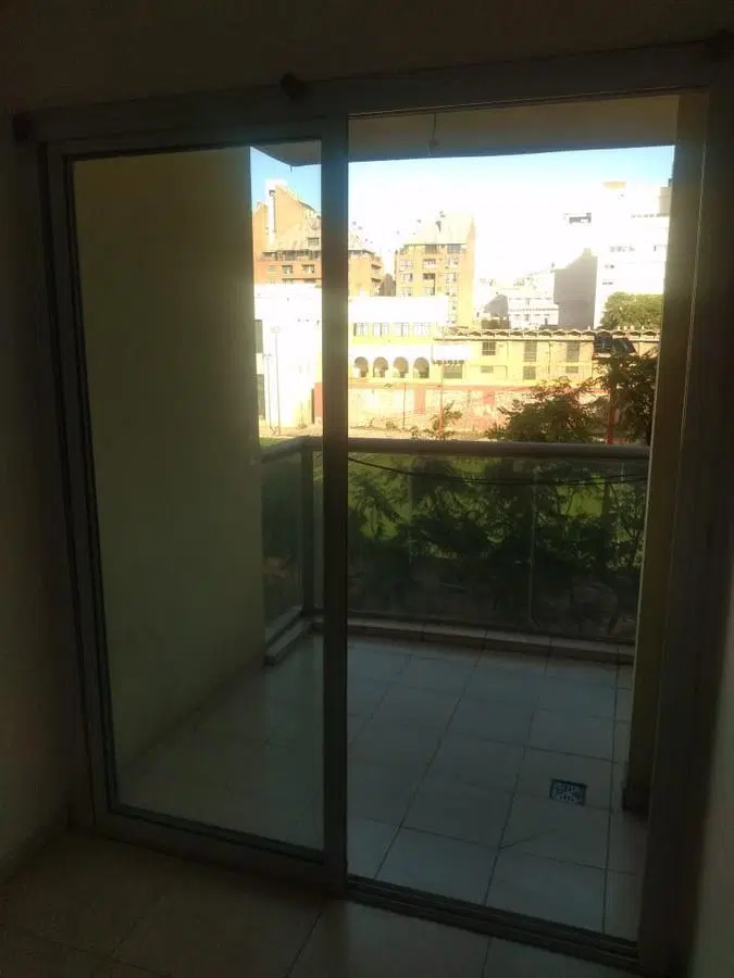 Bº CENTRO: Monoambiente C/ Balcon - Zona Tribunales  - Opcion oficina!! 5