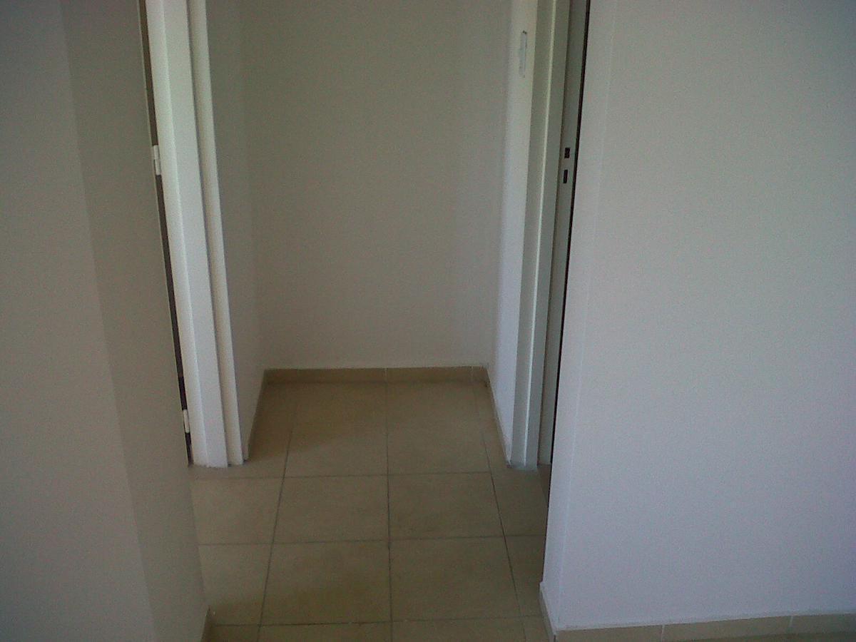Foto de B° PUEYRREDON - DEPTO. UN DORMITORIO - C/ BALCON - MTS DE PLAZA ALEM, imagen 5