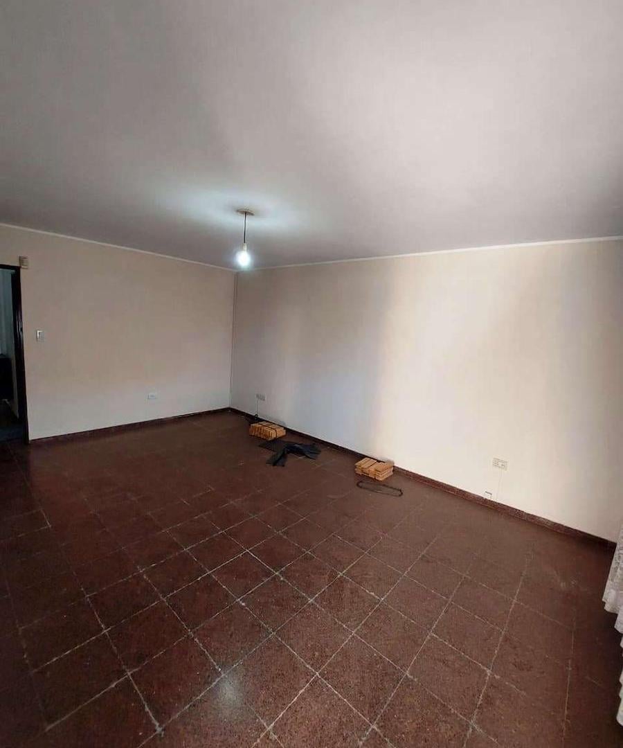Foto de Venta Bº Los Gigantes: Hermosa casa de 3 Dor. C/Cochera - Apta Crédito !, imagen 1