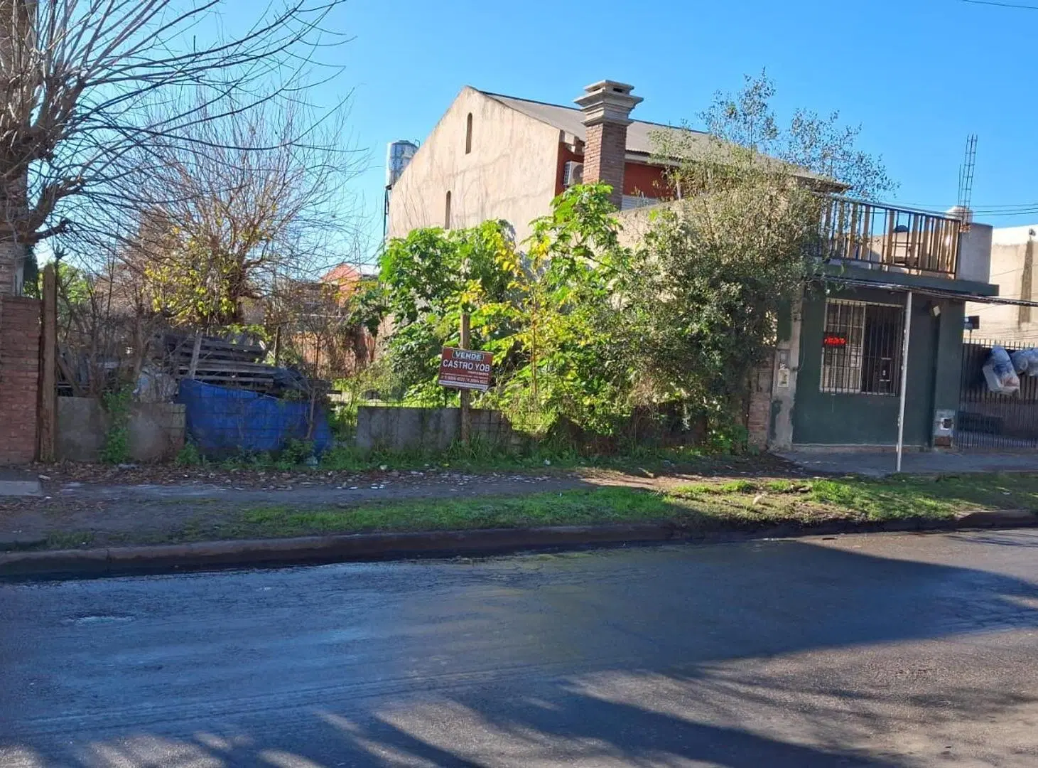 Pablo Nogues - Lote de 320m2 frente a barrio privado! 1