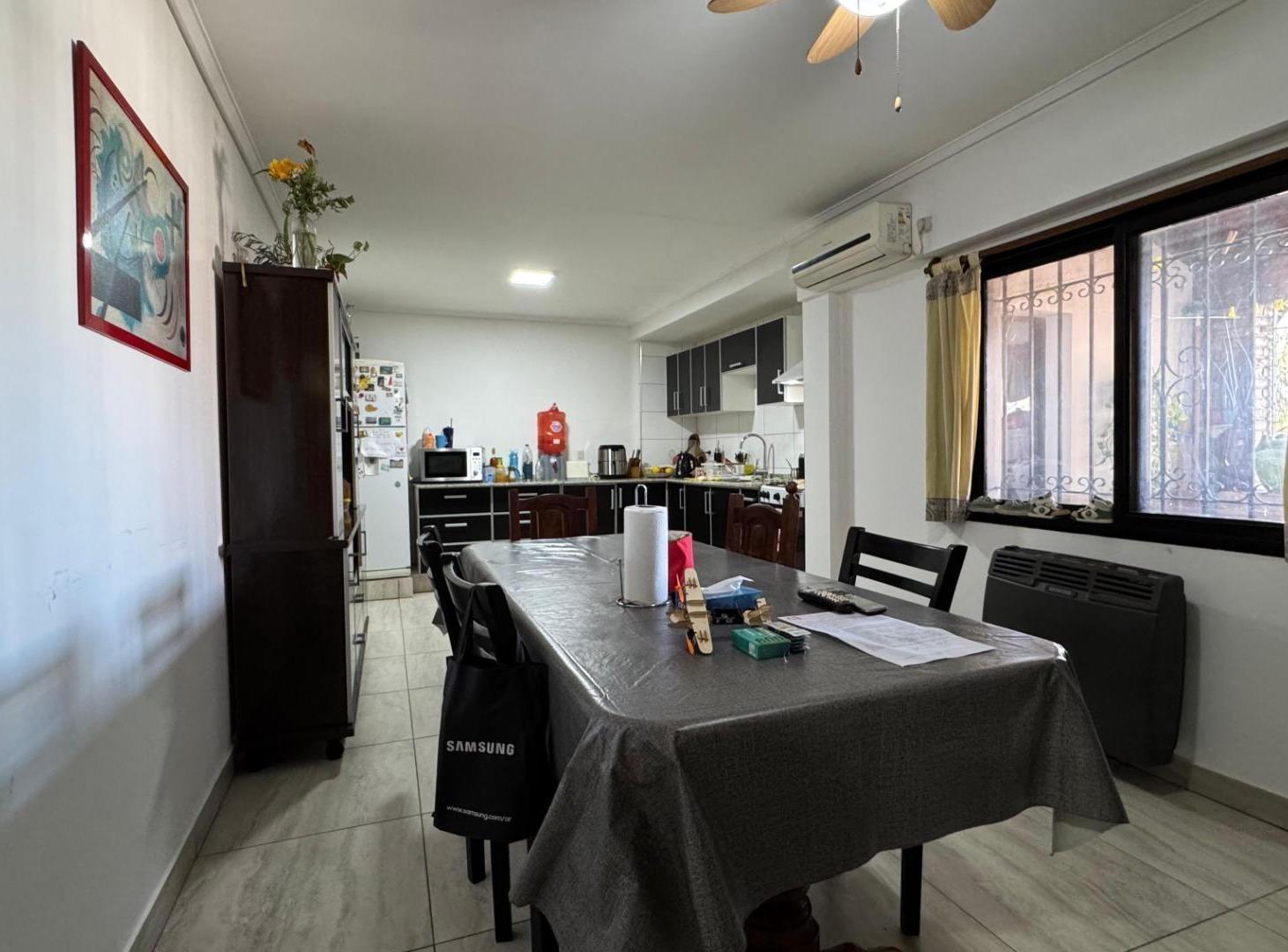 Foto de Casa con Local Comercial y Dos Viviendas increibles, imagen 3