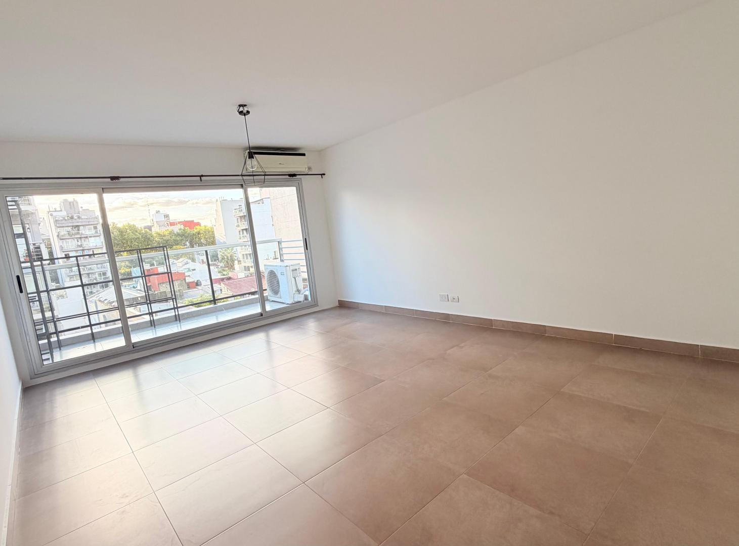 Foto de 2 AMBIENTES EN PALERMO HOLLYWOOD – BALCÓN – PISCINA – PISO ALTO – 50 m², imagen 1