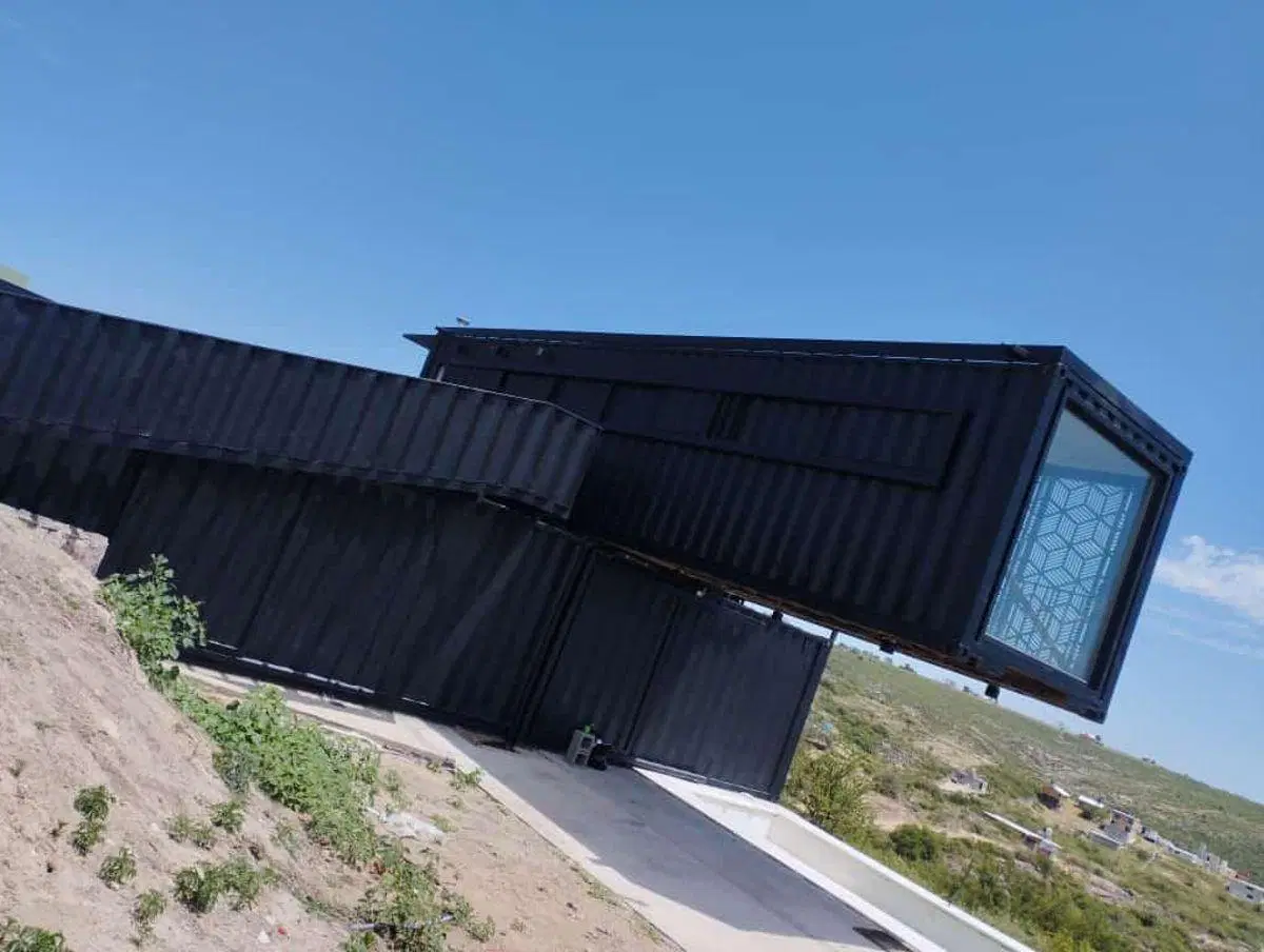 Casa Container en Barrio La Loma – Vista al Lago 2