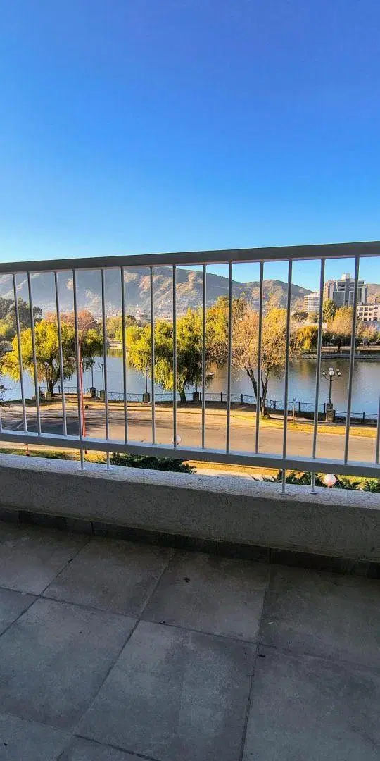 Departamento a estrenar de 3 dormitorios con vista al lago – Dpto 7 Stefano VI. 3