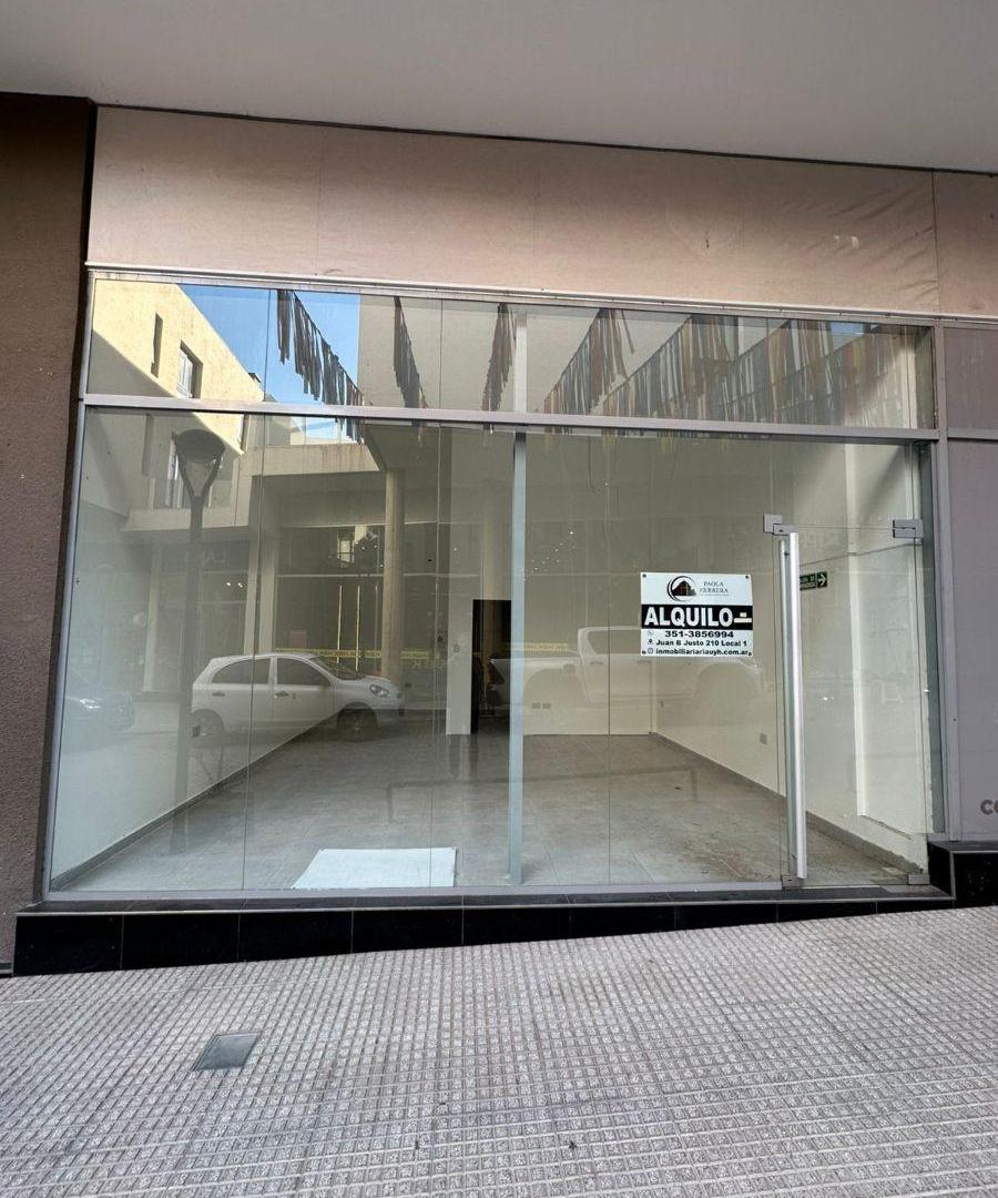 Venta Local Comercial en Paseo Quattro – Villa Carlos Paz