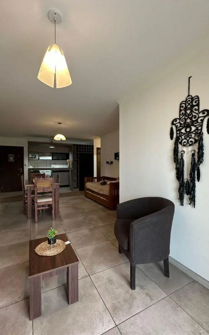Departamento en venta con pileta climatizada 365 días y cochera 2
