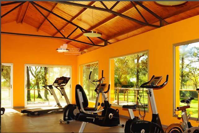 Venta de Lote 2341 m² en Club de Campo Spa 2