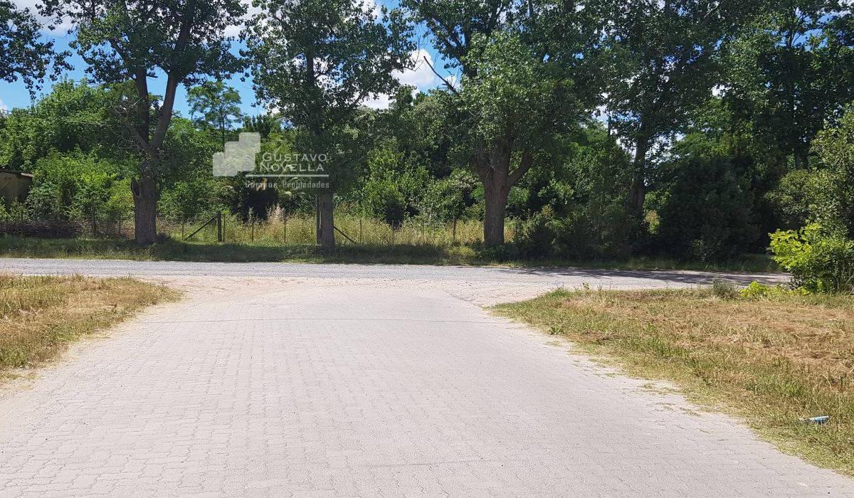 Lote en Esquina, Excelente Acceso y Ubicacion 4