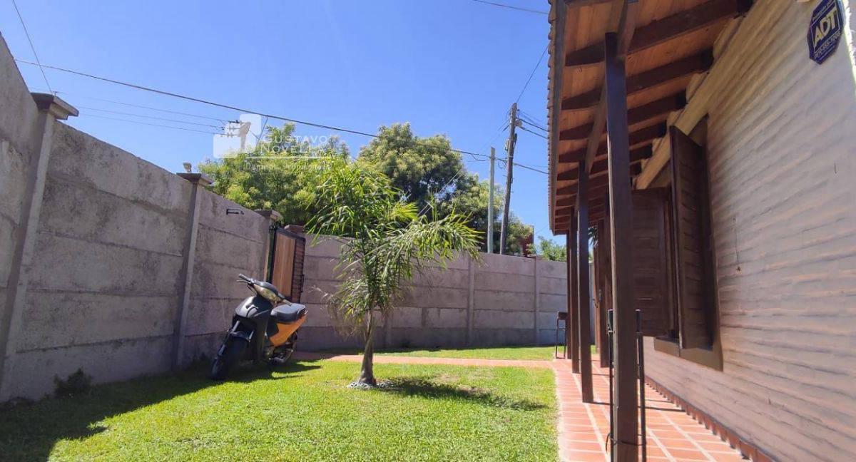 Casa en Venta en Barrio Escribano 2