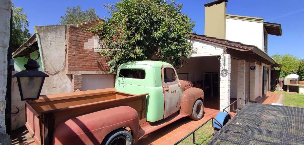 Casa en Venta en Barrio Escribano 5
