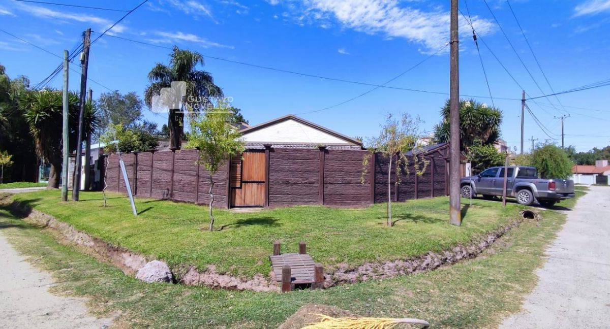 Casa en Venta en Barrio Escribano 3