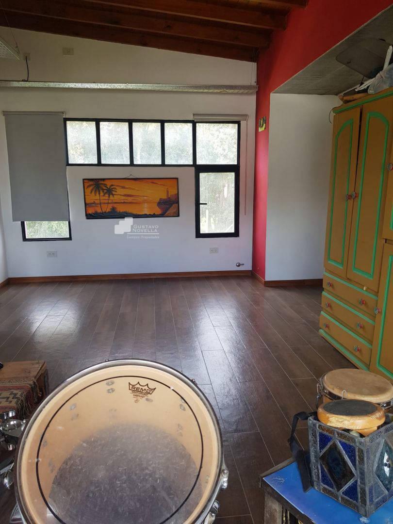 Moderna Casa 250 m de La Laguna de Chascomus en Venta 3