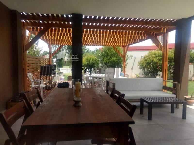 Casa en Venta Golf Country Chascomus 1