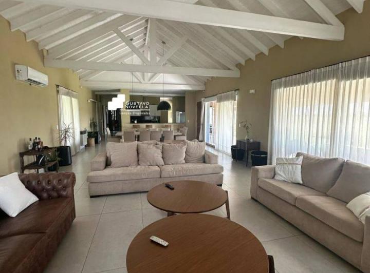 Foto de Casa en Venta en Puerto Chascomus, imagen 1