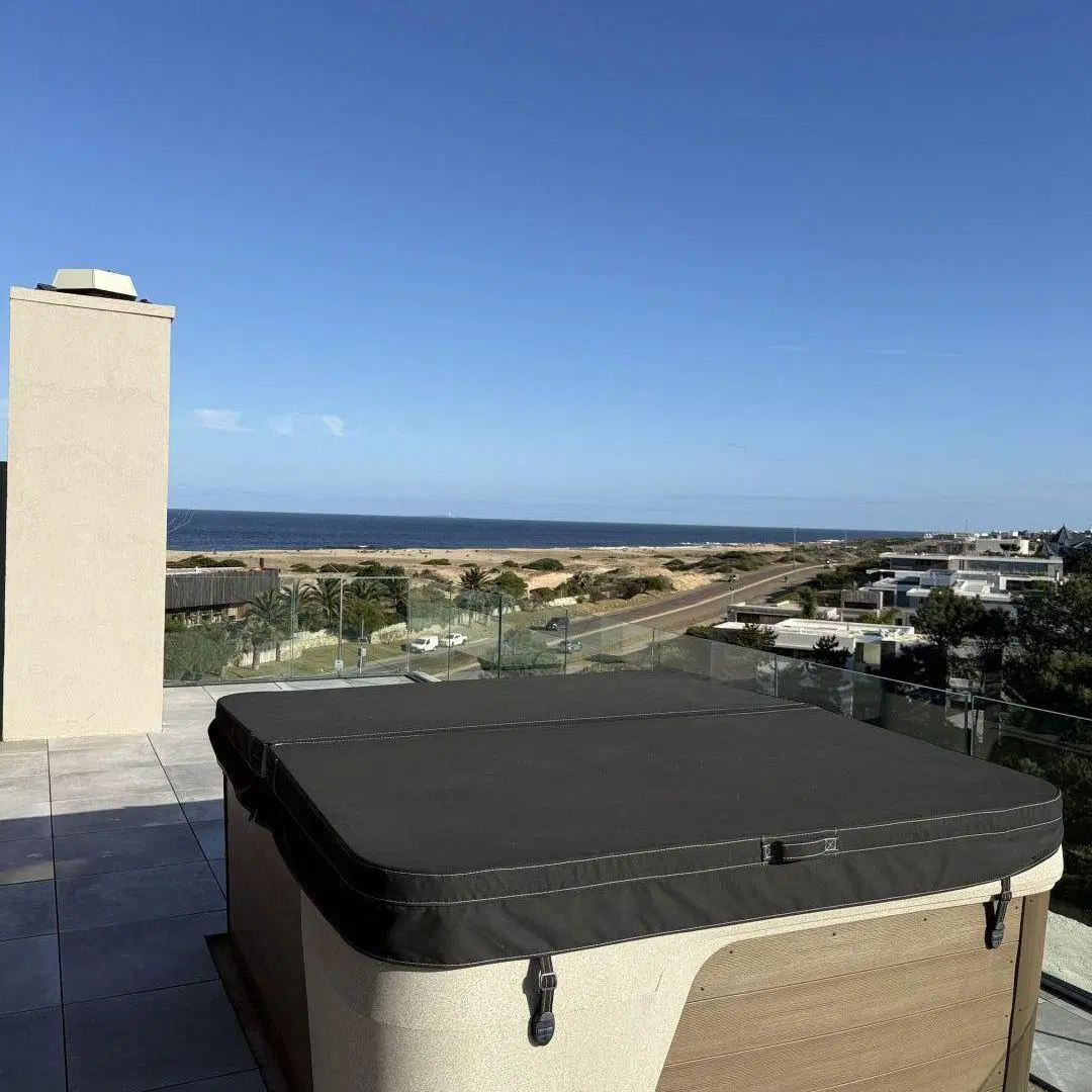 PENTHOUSE UNICO EN MANANTIALES 4