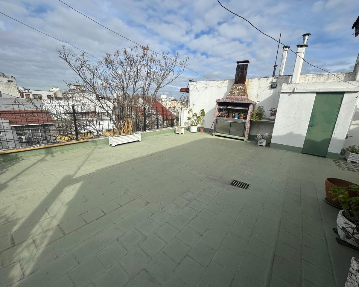 PH de 3 Ambientes con Terraza Propia con Parrilla 3