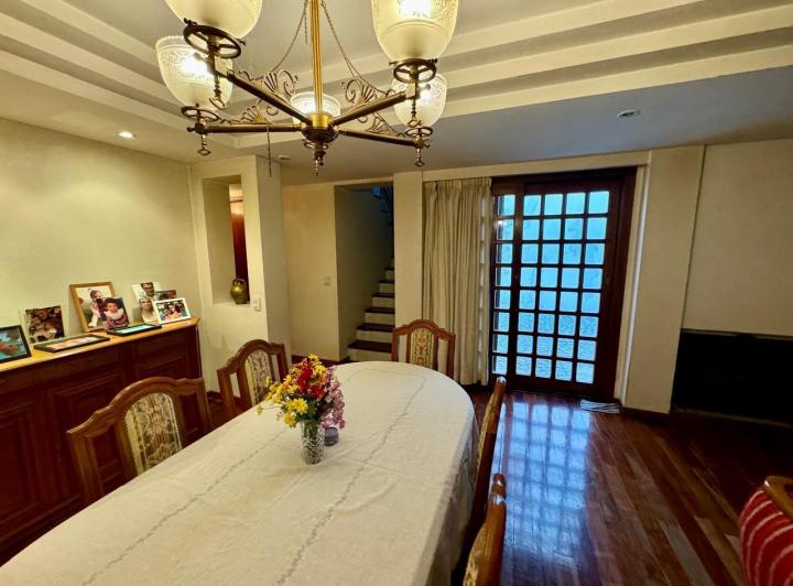 Casa en lote propio de 8,66 x 36 4