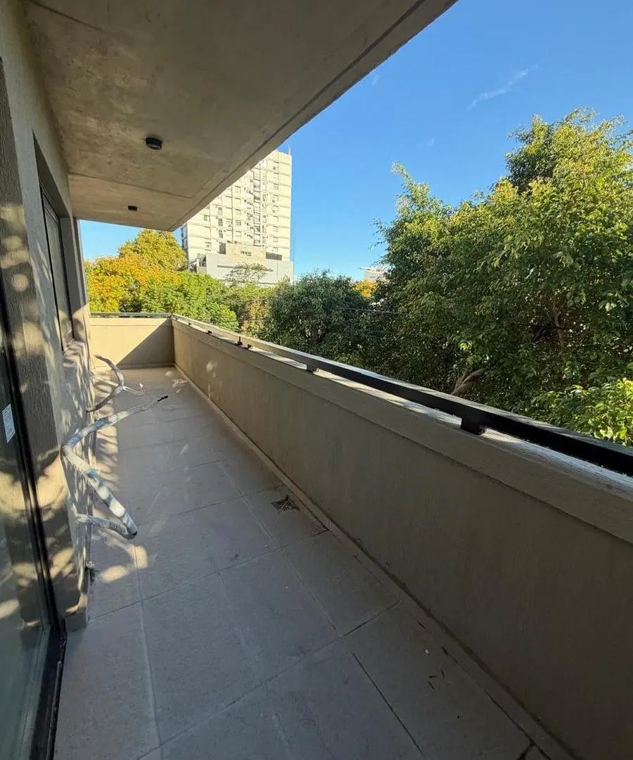 Semipiso de 4 amb con cochera cubierta a estrenar 1