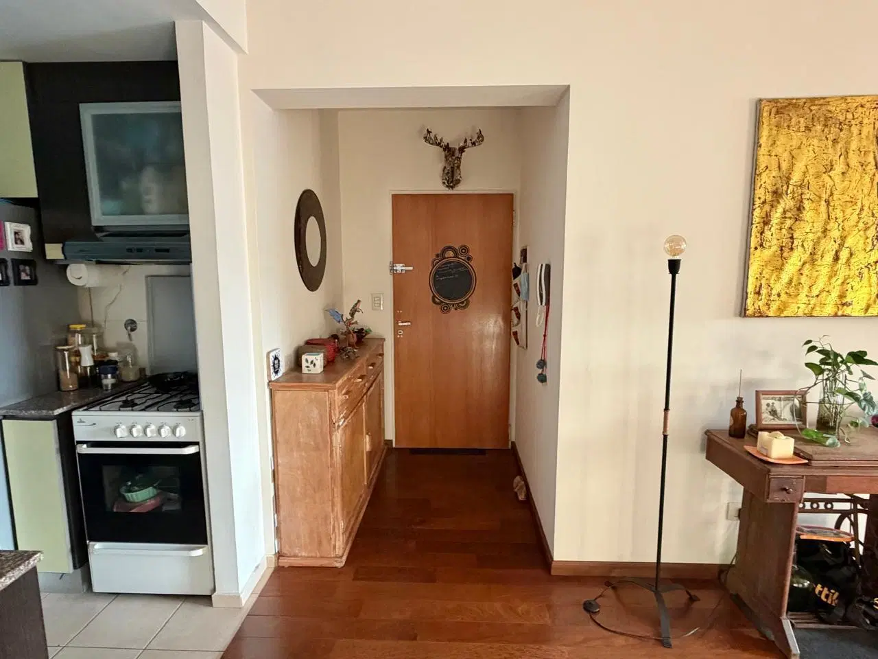 Excelente dpto de 3 ambientes con cochera muy luminoso 3