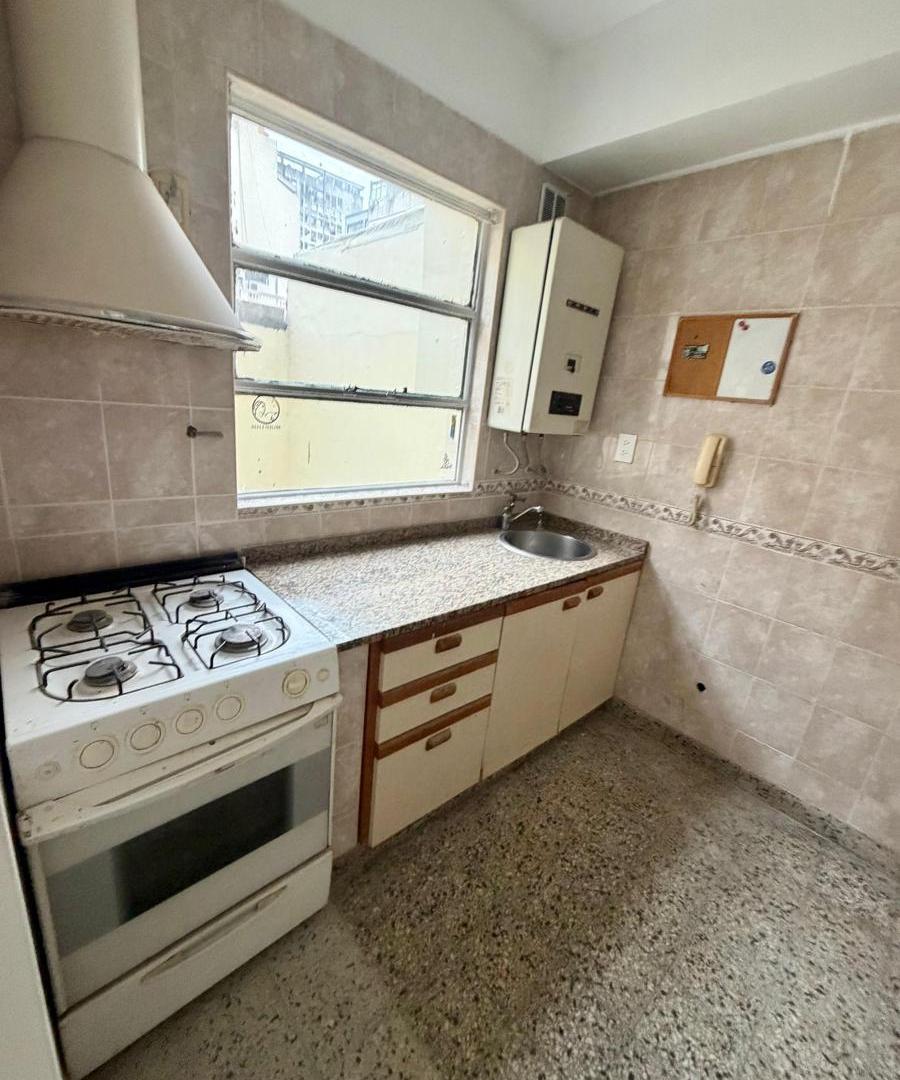 Foto de Muy buen dpto de 2 ambientes con patio, imagen 2