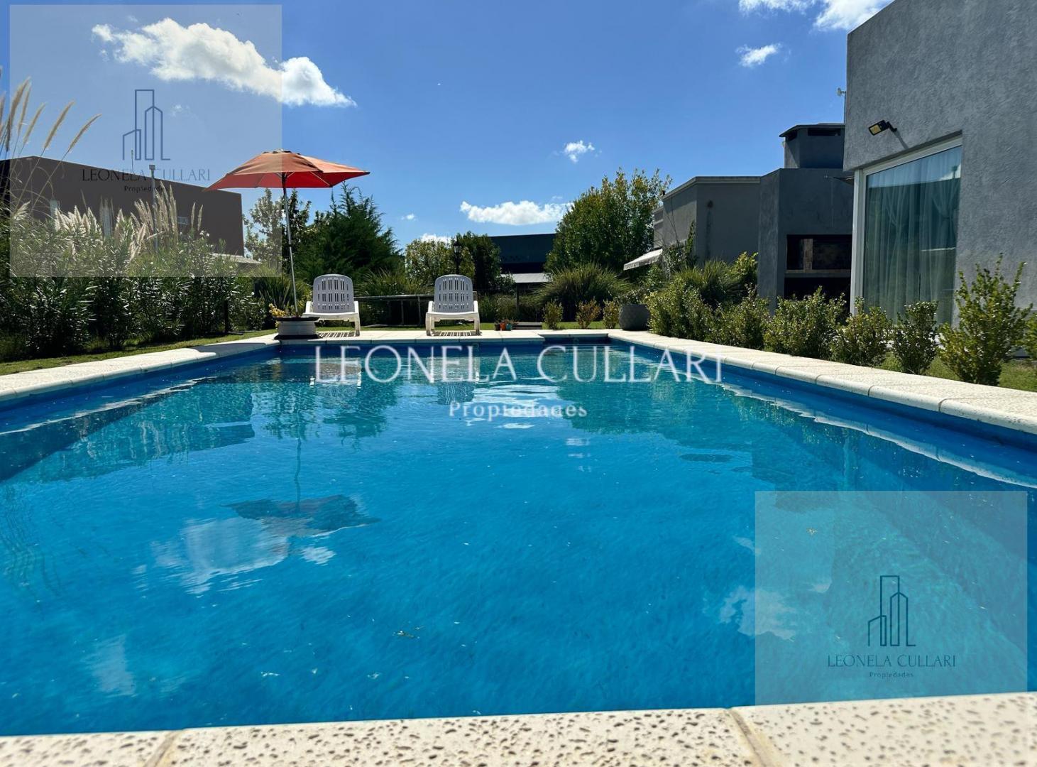 Foto de Venta - Casa - Barrio Santo Domingo - Canning / San Vicente, imagen 1