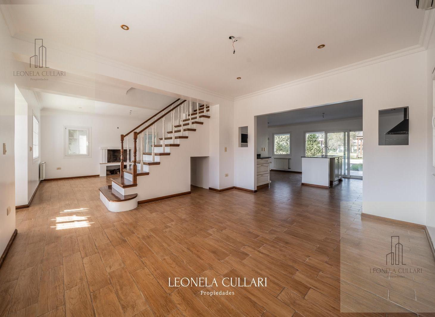 Foto de Venta - Casa - Saint Thomas Este - Canning, imagen 4