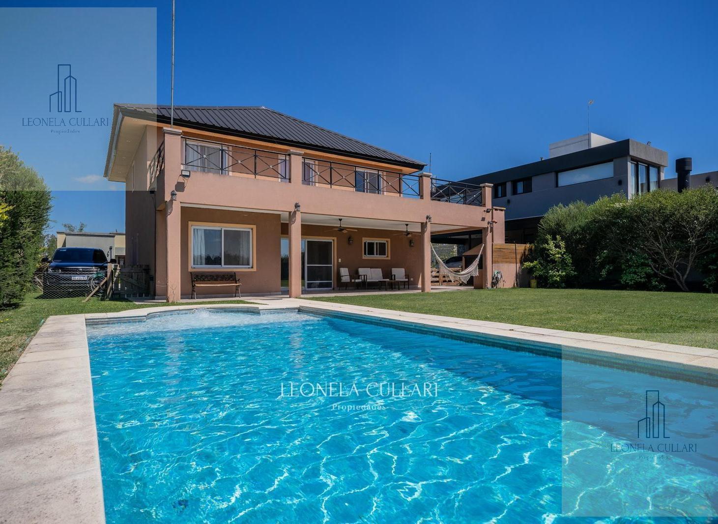 Foto de Venta - Casa - Fondo a laguna - Barrio Santo Domingo - Canning / San, imagen 1