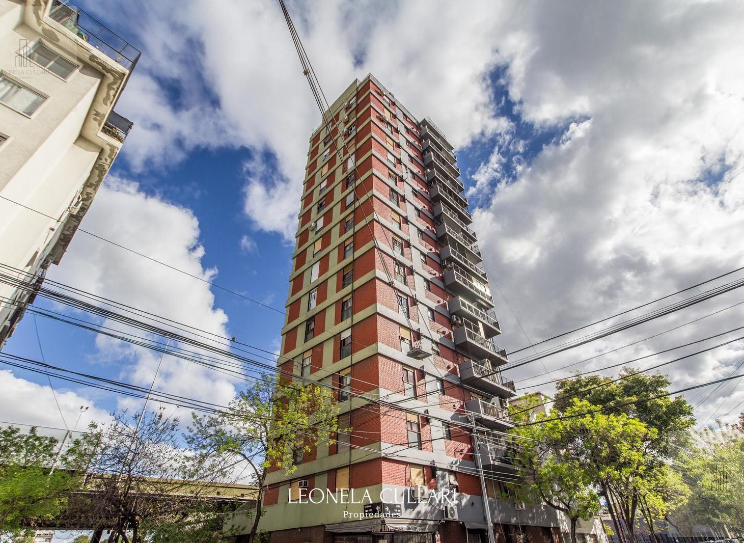 Foto de Venta - Departamento 3 amb - Parque Chacabuco - Caballito - Capital, imagen 2