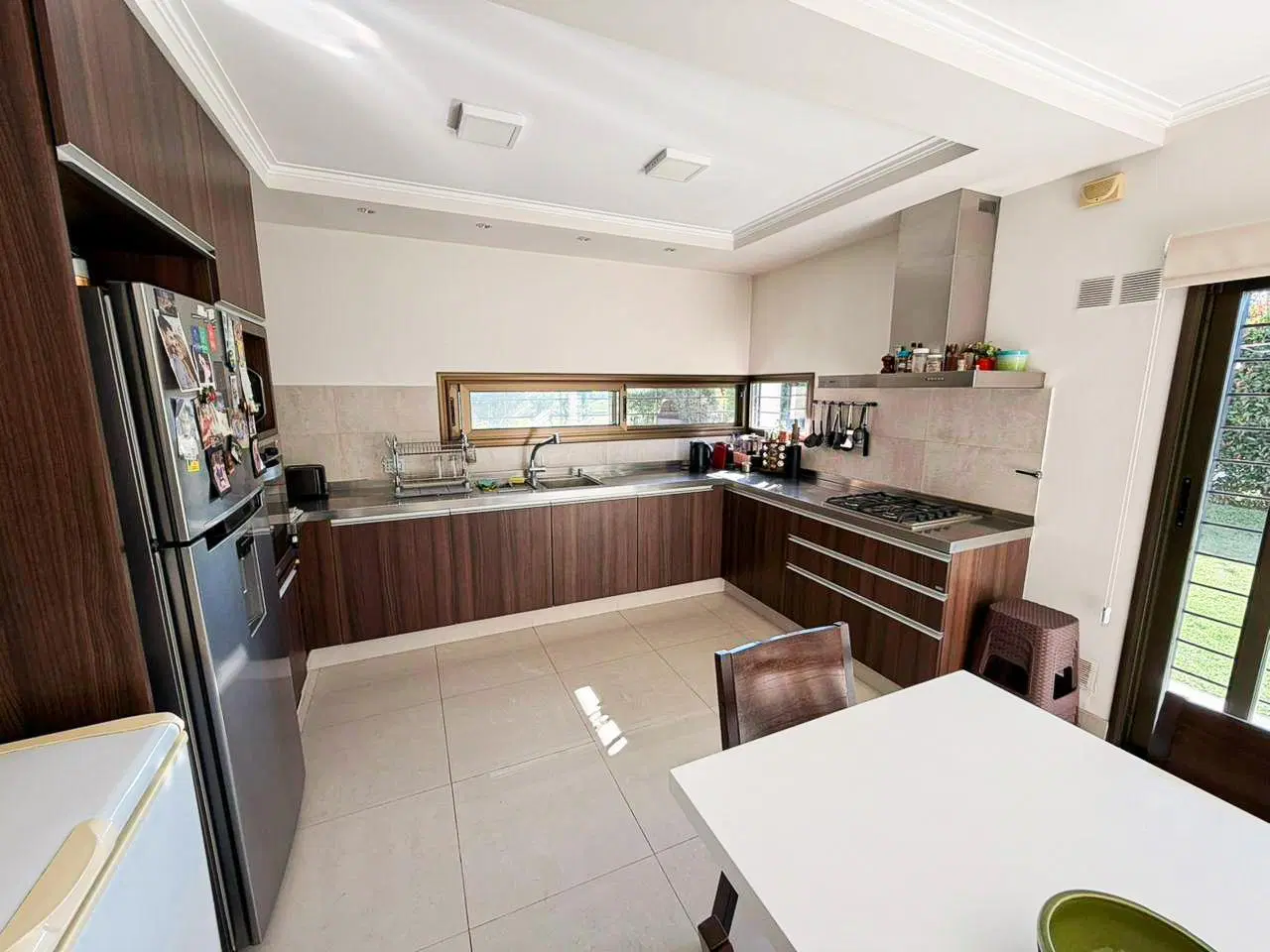 Casa en venta 2 dormitorios con pileta en Las Tardes Roldan 4