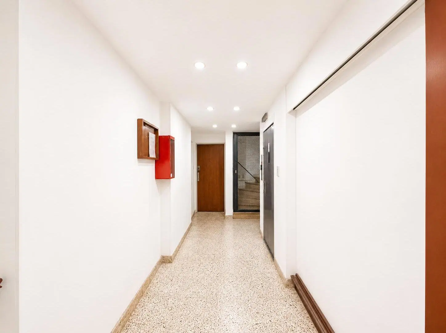 Departamento en venta de 2 dormitorios para reciclar en Rosario 5