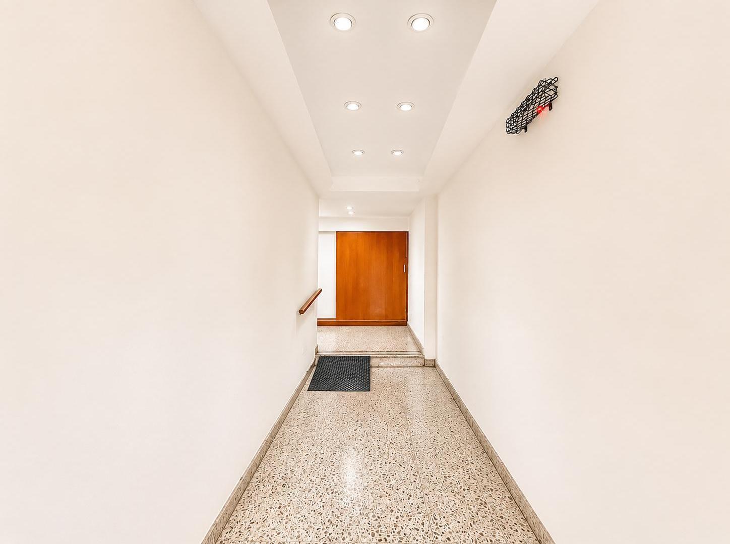 Departamento en venta de 2 dormitorios para reciclar en Rosario