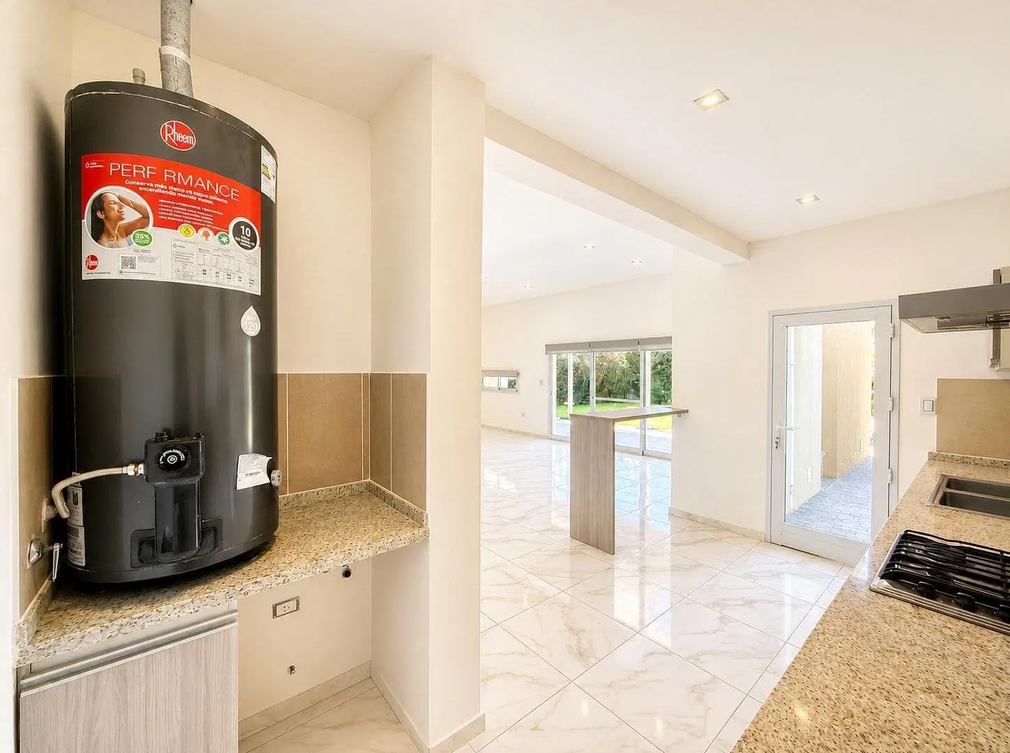 Casa en venta 3 dormitorios en Funes San Sebastian Barrio Privado 8
